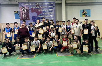 Памяти мастера спорта СССР Зиявутдина Расулова провели турнир по тяжелой атлетике в Карабудахкенте