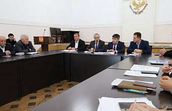 Нурбаганд Нурбагандов провел встречу с секретарями первичных отделений «Единой России» в Табасаранском районе