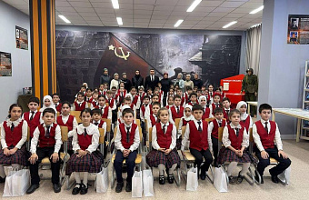 Госфонд «Защитники Отечества» организовал конкурс рисунков «Мама участника СВО моими глазами»