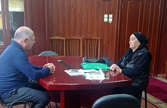 Глава Курахского района встретился с матерью погибшего участника СВО
