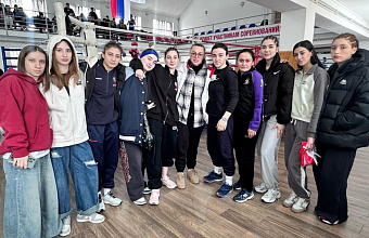 Дагестанские девушки добыли 9 медалей на соревнованиях по боксу в Ставрополье