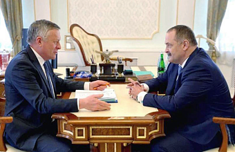 Глава Дагестана и гендиректор ООО «Газпром межрегионгаз» обсудили развитие газовой инфраструктуры региона