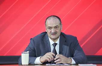 Сергей Меликов поручил проработать решение по аварийной дороге «Мочох – Очло»