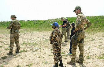 Бойцы СОБР исполнили мечту юного дагестанца, победившего онкологию