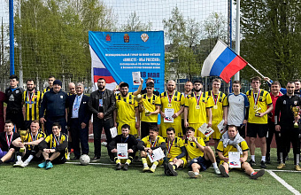 В Санкт-Петербурге дагестанцы провели межнациональный турнир по футболу, посвященный 80-летию Победы 
