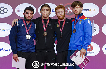 Борцы-братья Ханиевы выиграли молодежный чемпионат Европы
