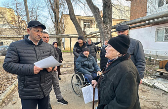 Активисты «Единой России» помогли в решении проблем многоквартирного дома в Махачкале