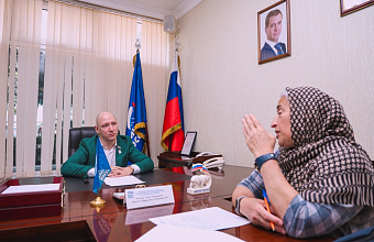 Депутат Гасан Османов провел прием граждан в рамках недели помощи пожилым людям