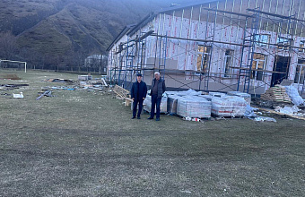 В Курахском районе продолжается капитальный ремонт зданий СДК