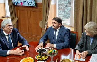 Депутат Госдумы РФ Джамаладин Гасанов с рабочим визитом посетил Новолакский район