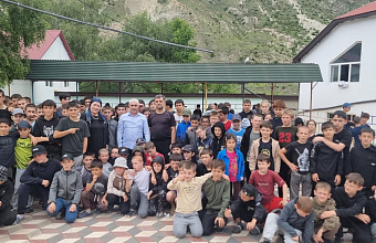 Депутат НС РД Джамалудин Нажмудинов посетил детский лагерь «Березка» в Гергебильском районе