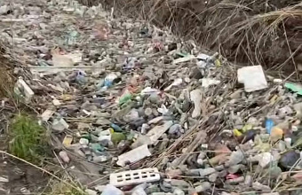 На юге Дагестана от мусора расчистили канал, питающий сельхозугодия и виноградники