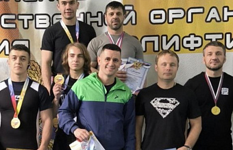 Дагестанский пауэрлифтер выиграл соревнования в Ставропольском крае