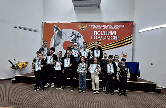 Кубок Дагестана по быстрым шахматам среди детей стартовал в Махачкале