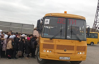 Школьников поселка Тюбе будет развозить дополнительный автобус