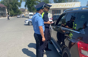 Арест иномарки побудил жителя Махачкалы оплатить алименты