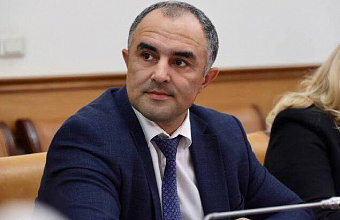 Юрий Гамзатов: «Минцифры обработало уже свыше 2000 обращений к “Прямой линии” Главы Дагестана»