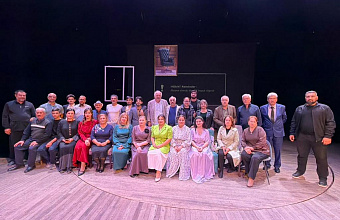 В Дербенте прошла премьера комедийного спектакля «Алигулу женится»