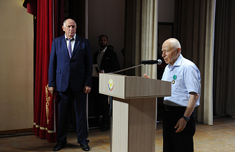 Муху Алиев удостоен ордена Почета Республики Дагестан I степени в свой 85-летний юбилей