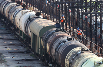 Кабмин до конца года запретил экспорт бензина и частично дизеля