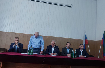 Замир Азизов переизбран главой Курахского района