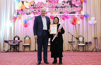 В Табасаранском районе поздравили женщин с 8 Марта