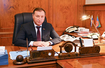 Заур Аскендеров поздравил дагестанцев с Днем семьи, любви и верности