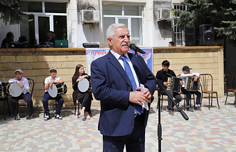 Глава Табасаранского района поздравил жителей с Праздником труда