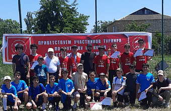 Футбольный турнир на Кубок Дагестанского республиканского отделения КПРФ прошел в Хивском районе