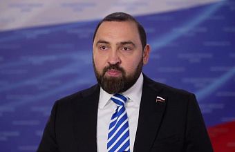 Султан Хамзаев поздравил с Днем Военно-Морского Флота