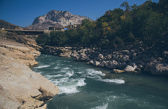 В Дагестане 22-летний парень упал в горную реку, его унесло течением