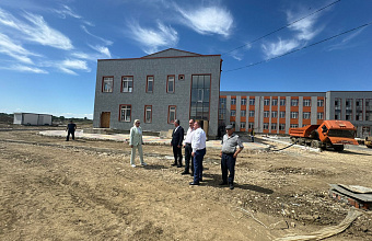 ЕР вновь проводит акцию «Собери ребенка в школу»