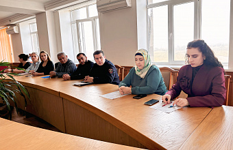 Уполномоченная по правам ребенка в РД Марина Ежова посетила с рабочим визитом Новолакский район