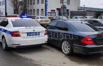 До 10 тысяч рублей штрафа грозит 18-летнему дагестанцу, устроившему дрифт на улицах Каспийска