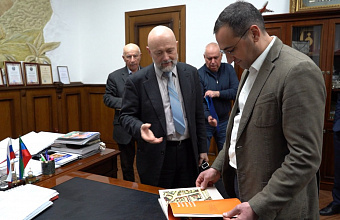 Археологи из Москвы обсудили с властями Дербента проведение раскопок на территории крепости «Нарын-Кала» 