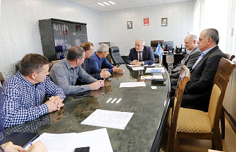 Депутат Алавудин Мирзабалаев провел прием граждан в Табасаранском районе