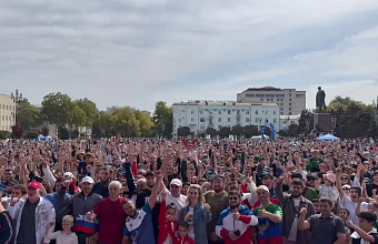 Рекордную зарядку с олимпийцами в Махачкале поддержали 15 тысяч человек