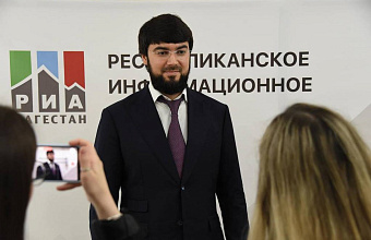 Хабибулла Магомедов: «Более тысячи поступивших на “Прямую линию” обращений не останутся без внимания»