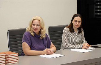 Глава Минкультуры Дагестана встретилась с участниками фестиваля детского кино