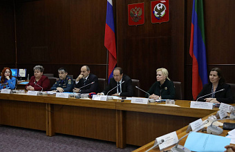 Елена Павлюченко: «Мы должны обеспечить детям все возможности для полноценного отдыха и развития»