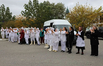 В Кизлярском районе поздравили работников сельского хозяйства и перерабатывающей промышленности с профессиональным праздником