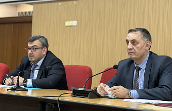 Вопросы деятельности аппарата ведомства и подведомственных учреждений обсудили в Минтруде РД