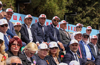 Глава Табасаранского района принял участие в акции «Знамя Победы» в Каспийске