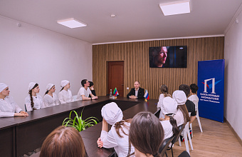 Гасан Османов провел встречу со студентами колледжа в рамках проекта «Разговор о важном»