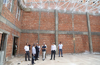 Глава Левашинского района проверил образовательные объекты в двух сёлах