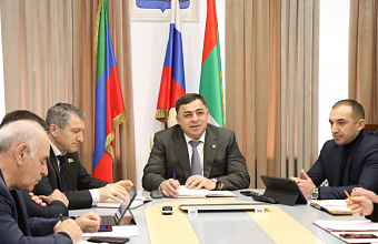 Ряд актуальных вопросов обсужден на совещании под руководством главы Магарамкентского района