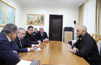 Юрий Левицкий провел прием граждан в Левашинском районе