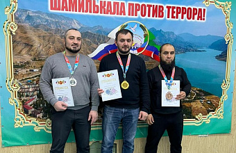 Уроженец Курахского района – бронзовый призер республиканского теннисного турнира