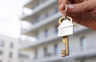 Молодые семьи участников СВО смогут получать выплаты на жилье в первоочередном порядке