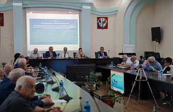 В ДГУ обсудили вопросы сохранения российских духовно-нравственных ценностей